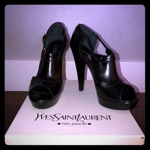 YSL platform pump/bootie